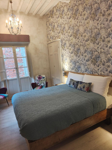 Bedroom 13