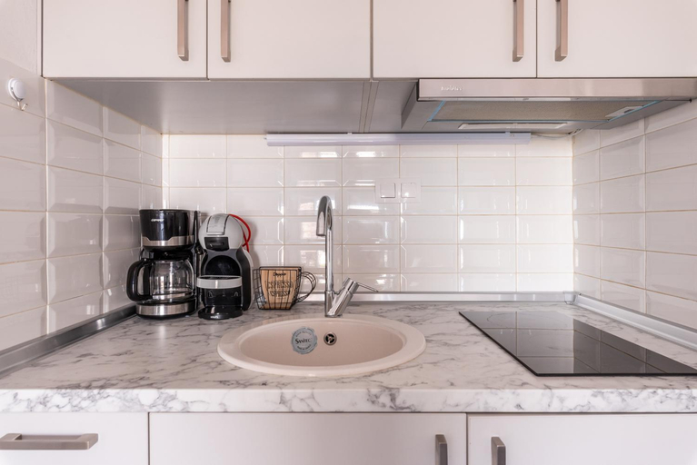 Others 3, Minimalist apartments w/ view (by Powerbnb), Central Macedonia