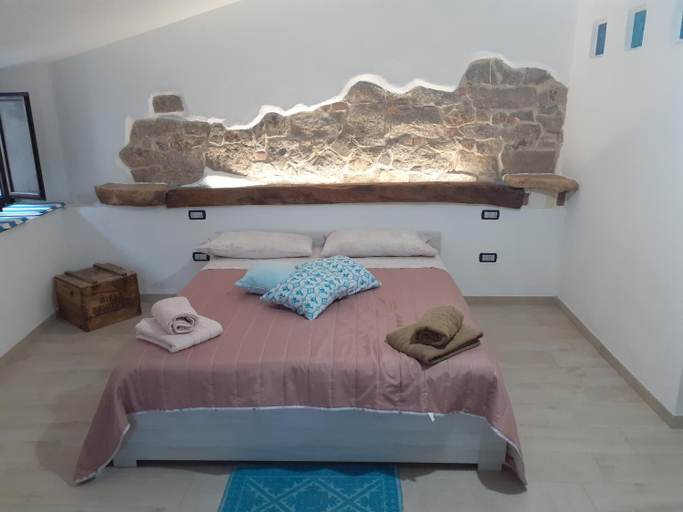 Others 5, b&b il Portico Orgosolo, Nuoro