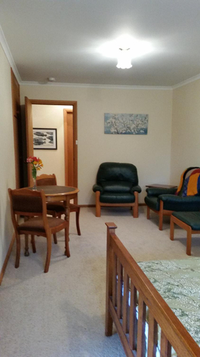 Others 3, Beezneez B&B, Glamorgan-Spring Bay
