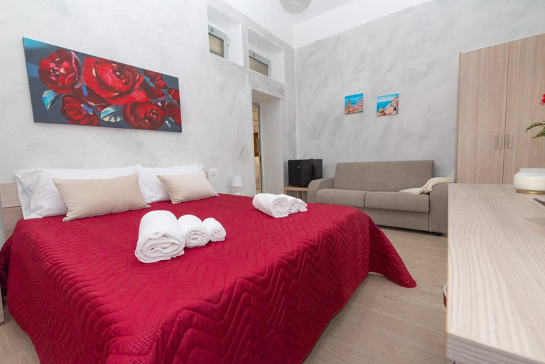 Bedroom 2, B&B DOMINUS, Salerno
