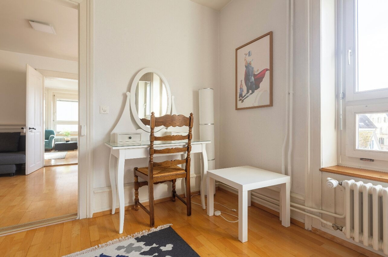 Dining Room 25