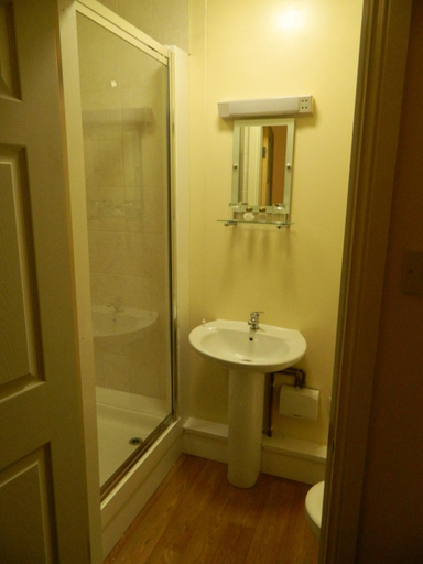 Bathroom 3, The Royal Oak, Durham