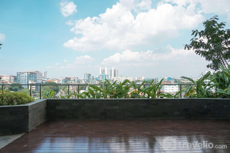 Sport & Beauty 2, Studio Minimalist Menteng Park Apt By Travelio, Central Jakarta