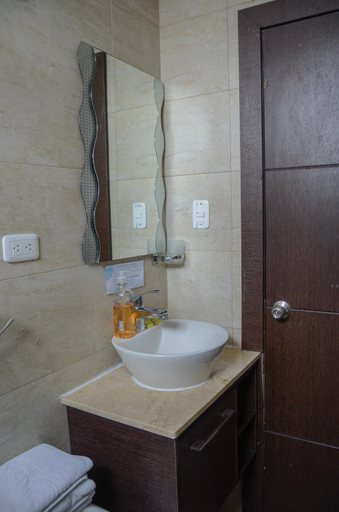 Bathroom 4, Hotel Shalom, Riobamba