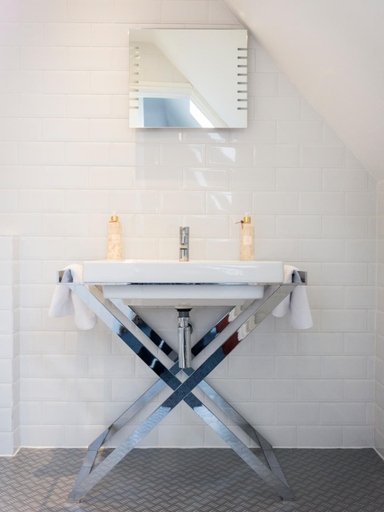 Bathroom 3, The Steppes Holiday Cottages, Herefordshire