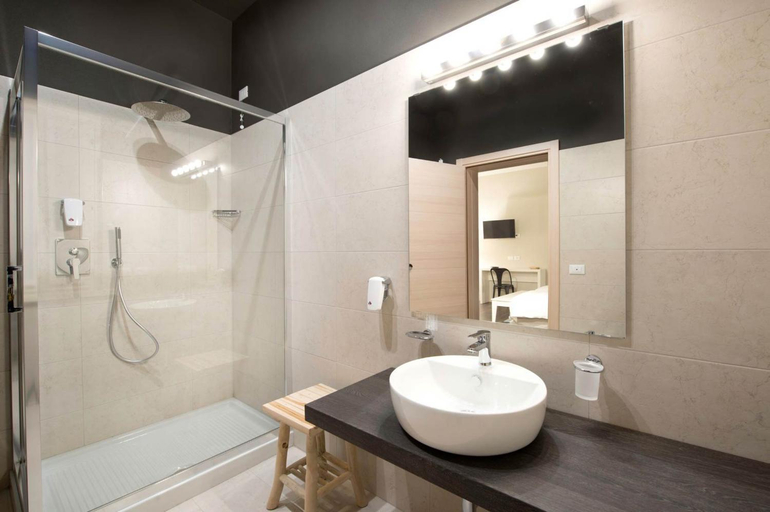 Bathroom 2, Hotel B&B il Mosaico, Brescia