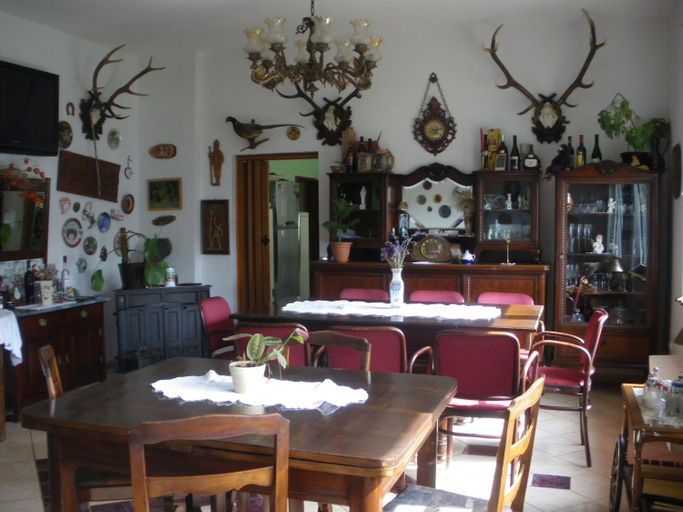 Food & Drinks, B&B Sandrina, Bilje