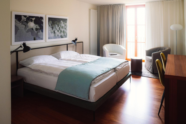 Bedroom 12