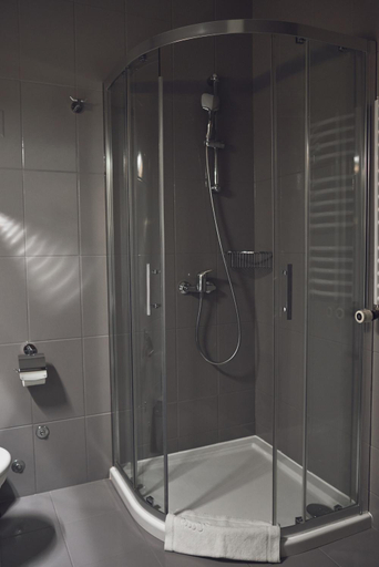 Bathroom 3, Shalom Kazimierz, Kraków City