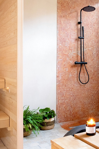 Bathroom 5, Ferme 1802, Nord