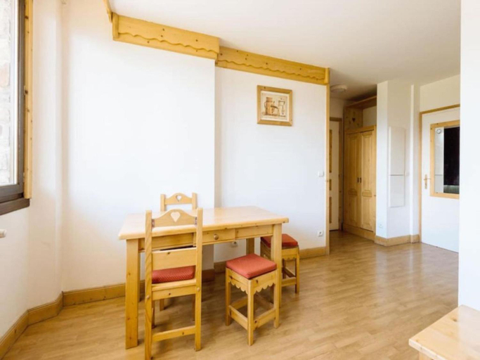 Dining Room 4