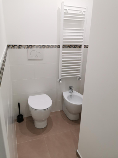 Bathroom 2, DESDEMA & OPERA Rooms, Treviso