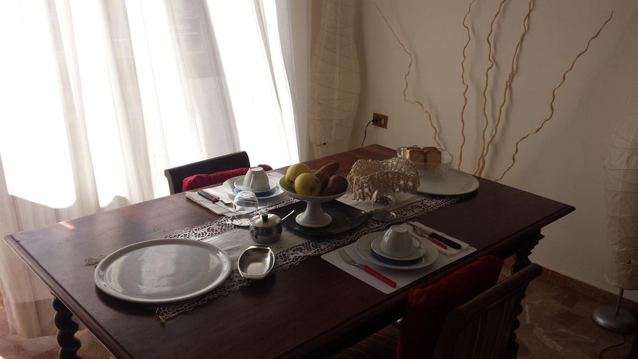 Others 2, B&B Jacopino, Florence