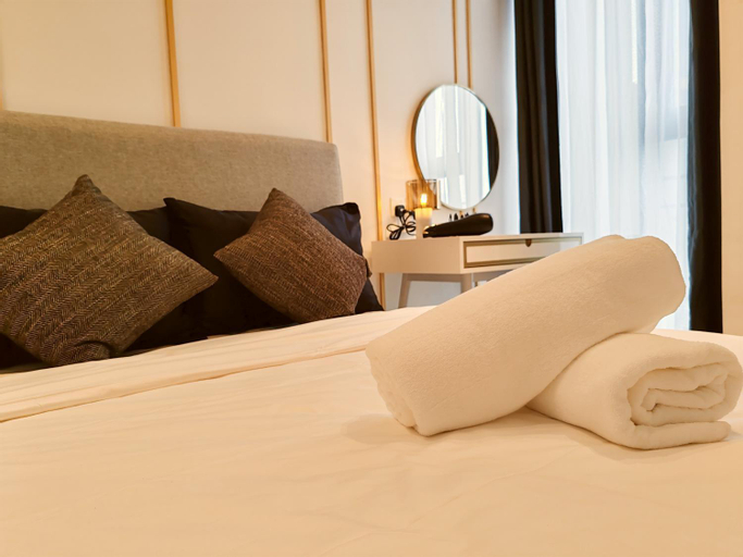 Bedroom 12