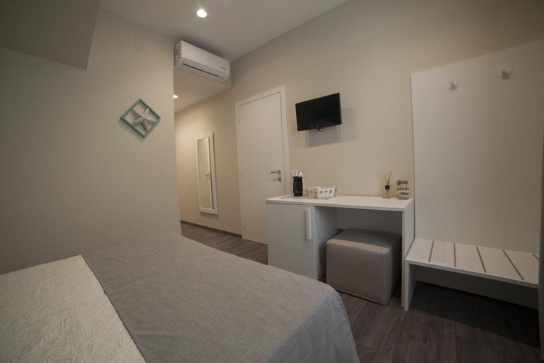 Others 3, Residence del sole Manfredonia, Foggia