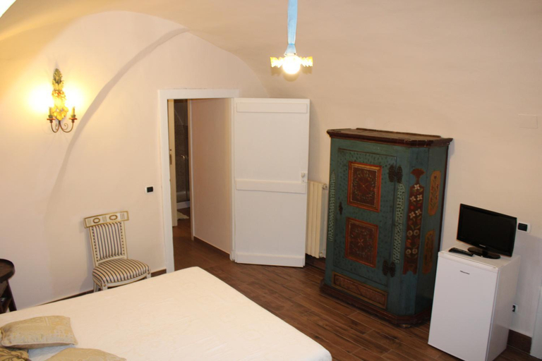Bedroom 2, B&B Vecchia Suppenna, Barletta-Andria-Trani