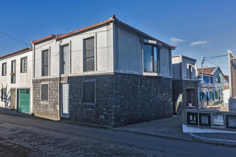 Os Ninhos dos Avos, Ponta Delgada