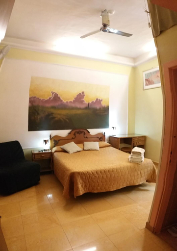Bedroom 4, Walter Guest House, Rome