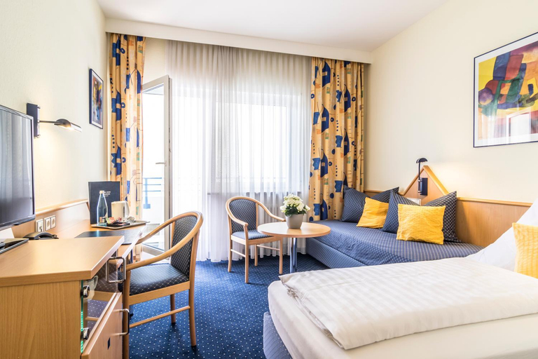 Bedroom 4, Hotel Garni Oberrhein, Lörrach