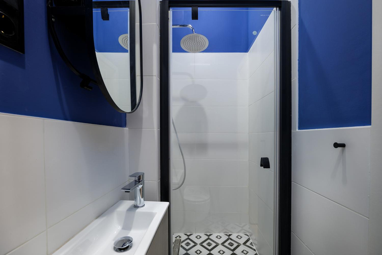 Bathroom 2, AK7 Boutique Suites, Budapesti