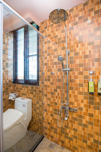 Bathroom 7