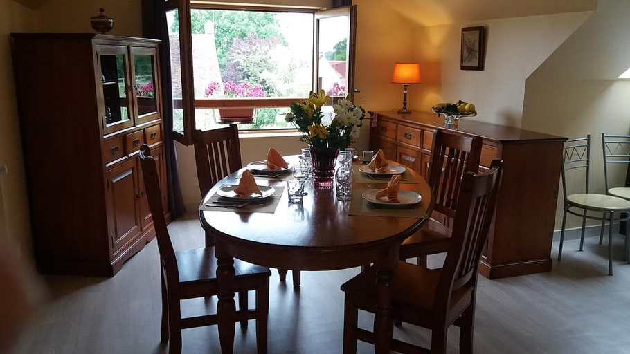 Dining Room 6