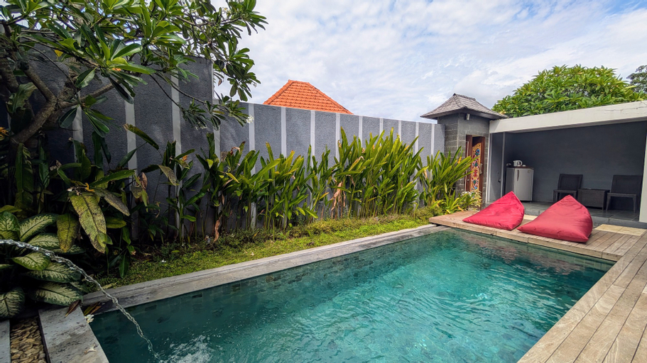Swimming Pool 1