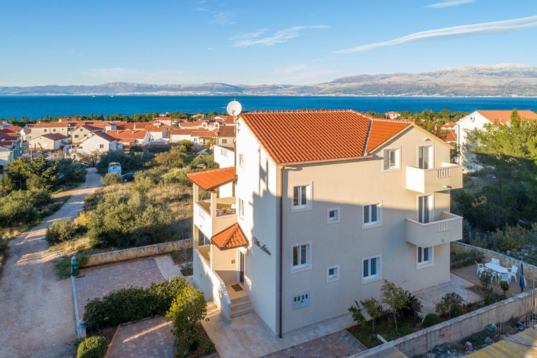 Exterior view 2, Villa Ankora, Supetar