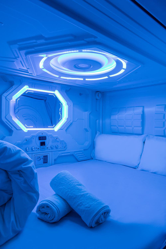 Bedroom 4, Art Seven Hostel Capsules, Madrid