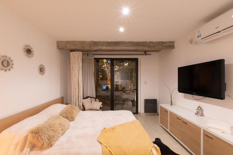 Others 4, Cbmona Suites, General Pedernera