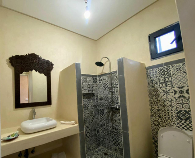 Bathroom 2