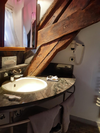 Bathroom 5, Schiefes Haus, Ulm