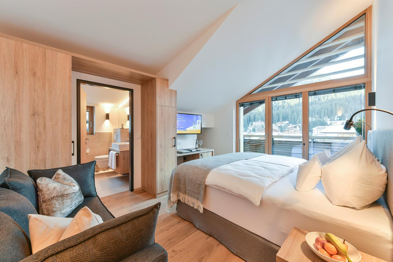 Bedroom 2, Hotel Sonnblick, Bludenz