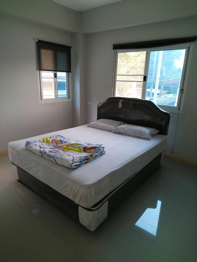 Bedroom 14