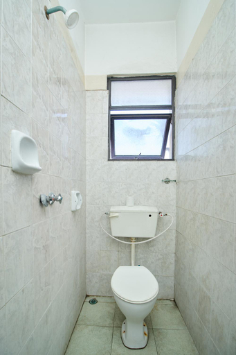 Bathroom 5, Mombasa Railway Gardens Hotel, Mvita