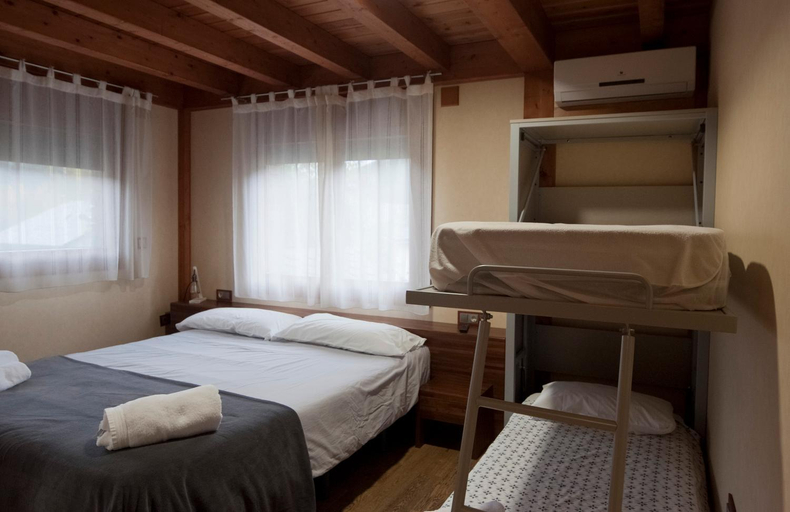 Bedroom 3, Can Congost, Lleida