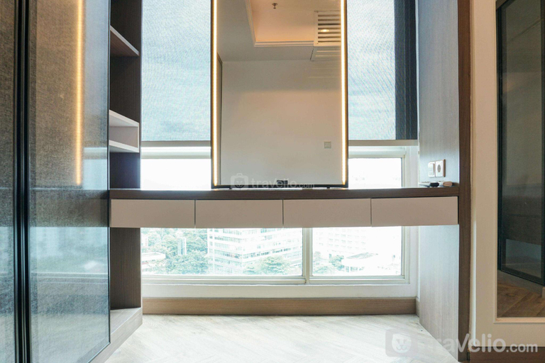 Bathroom, Spacious 3BR Apt Casa Grande Residence By Travelio, South Jakarta