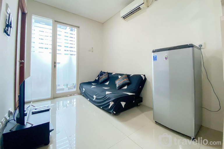 Dining Room 4, Luxury 2BR at Woodland Park Residence By Travelio, South Jakarta