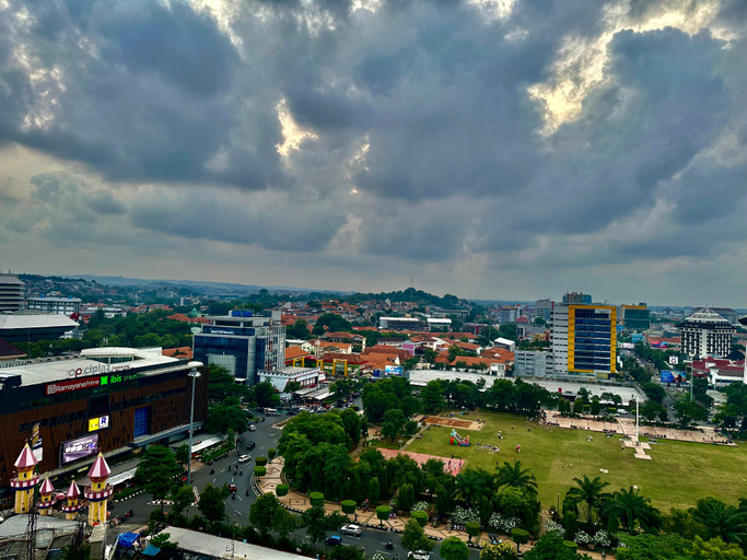 Others 3, KUMU Suites Warhol at LK Simpang Lima Semarang, Semarang