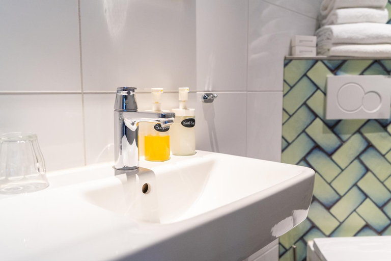 Bathroom 3, Kruller - Hotel B&B, Ede