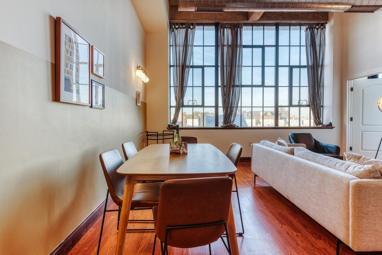 Dining Room 14