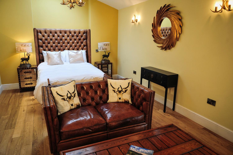 Bedroom 2, The Wyvill Arms, North Yorkshire