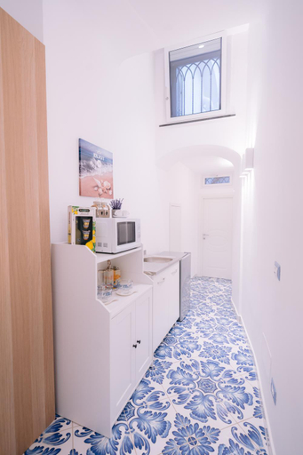 Others 4, Amalfi Residenza Centrale, Salerno