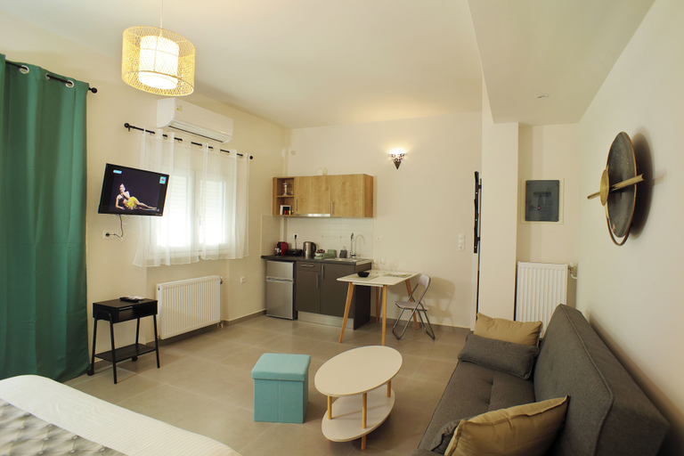 Others 4, K9 Apartments, Attica