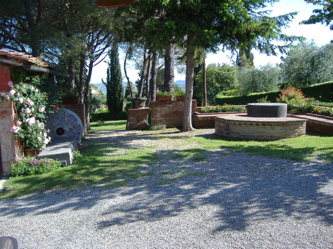 Others 4, Collebrunacchi B&B, Pisa