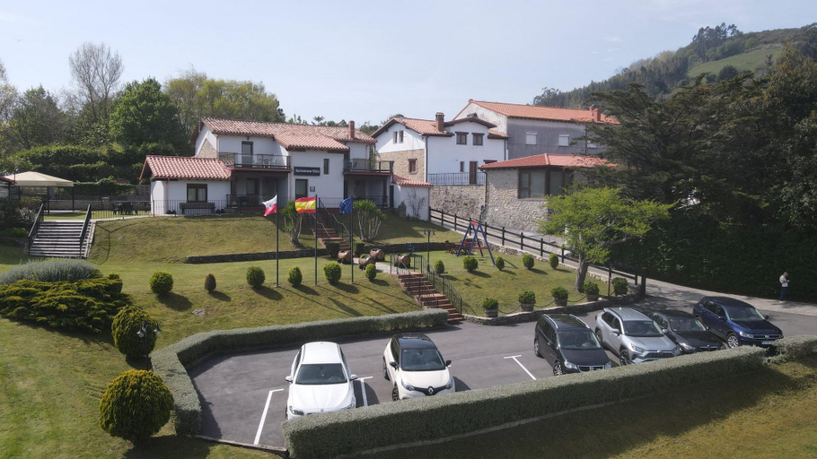 Others 4, Apartamentos Viñas, Cantabria