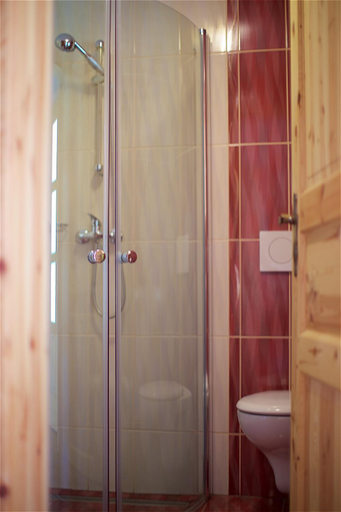 Bathroom 3, Apartments Lovrec, Destrnik