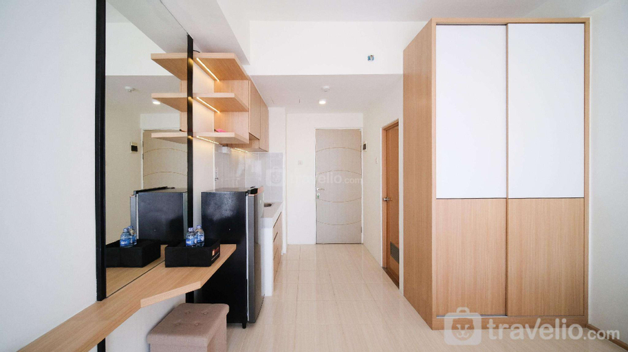 Bedroom 1, Best Choice Studio at Bale Hinggil Apt By Travelio, Surabaya