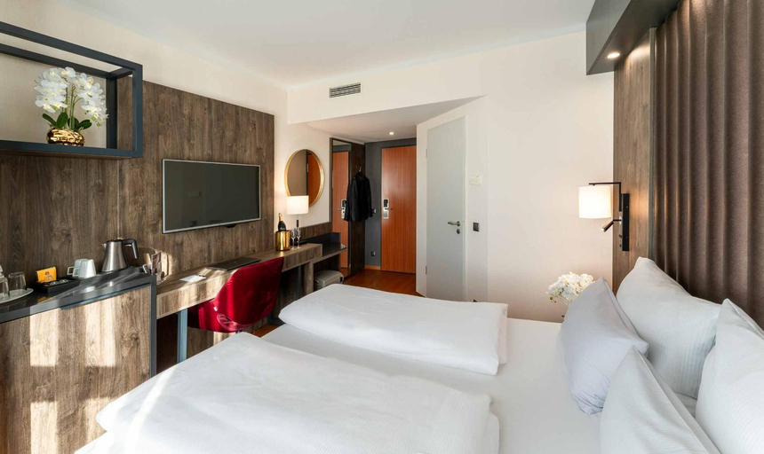 Bedroom 3, Plaza Premium Karlsruhe, Karlsruhe